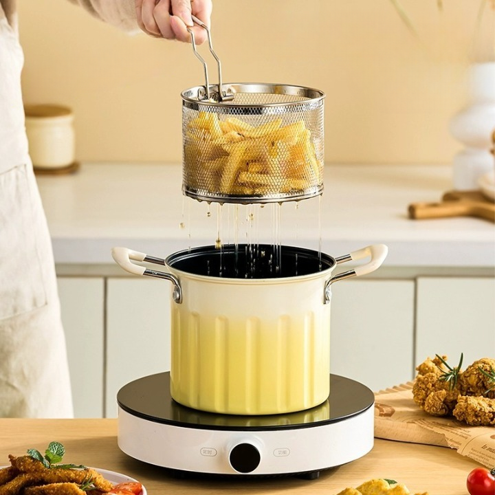 Deep Frying Pot With Strainer 3L