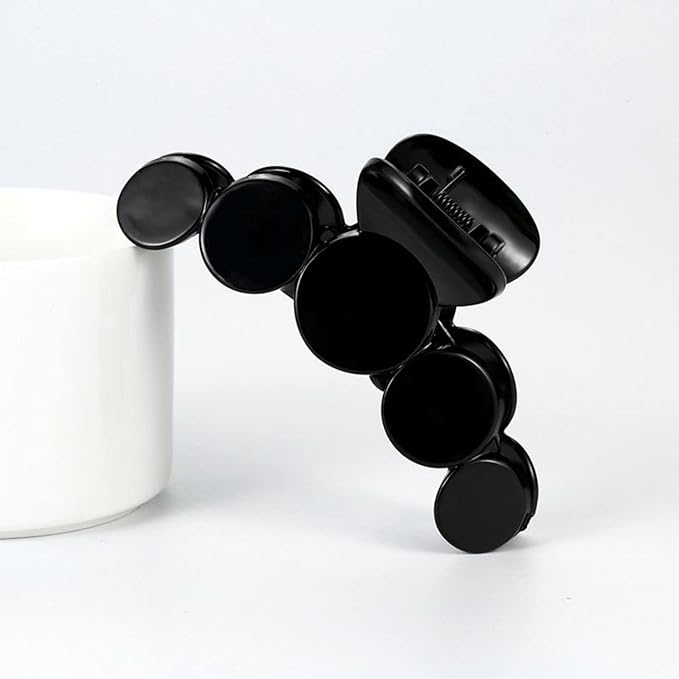 Stylish Linked Circle Hair Claw