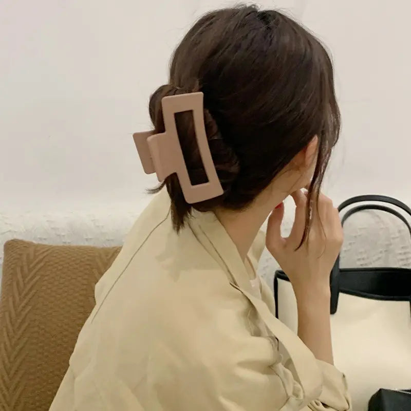 Elegant Rectangle Shape Hair Catcher