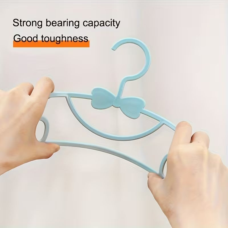 6PCs Plastic Kids Clothes Hanger Set