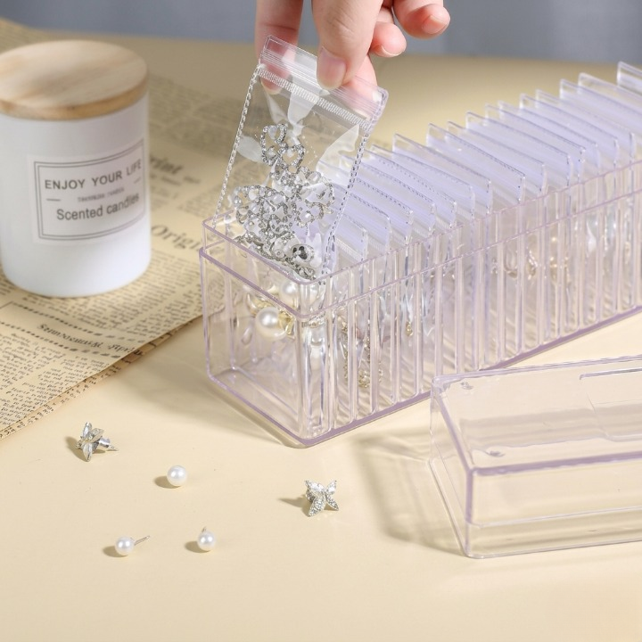 Transparent Acrylic Jewelry Box With 20 Pouches