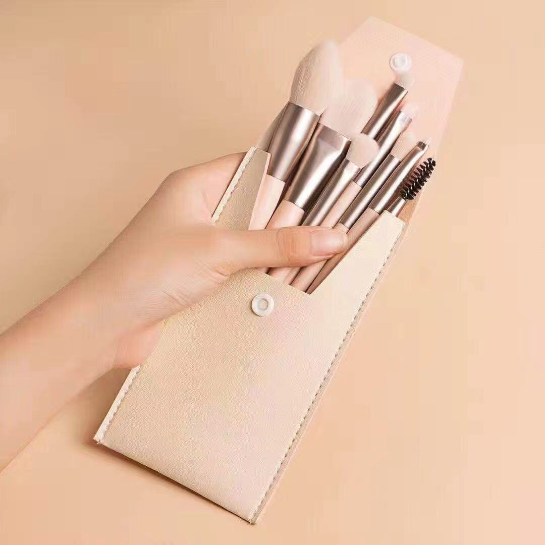 8Pcs Makeup Brush Set With Pouch