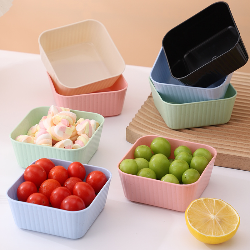 Pack Of 4 Plastic  Food Container With Lids