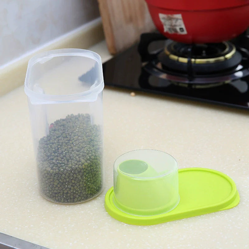 Pulse Container with Measuring Cup