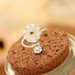 Beautiful Daisy Flower Adjustable Finger Ring