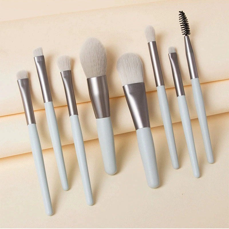 8Pcs Portable Makeup Brushes Set