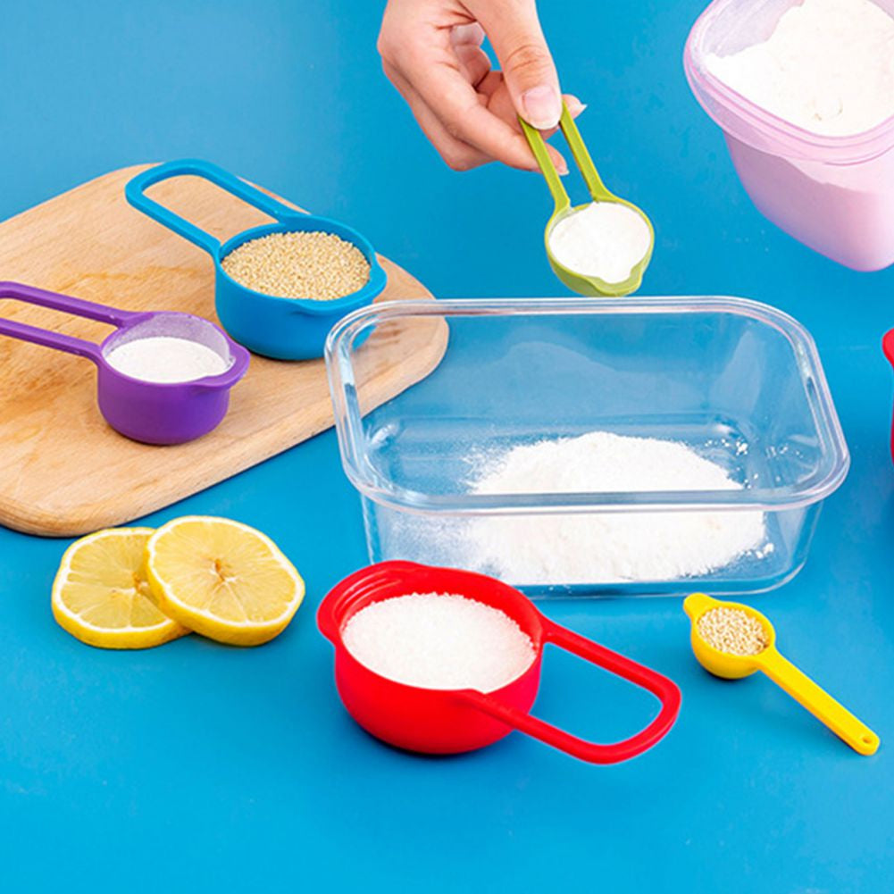 6pcs Plastic Measuring Spoon Set with Scale Measuring Cup.