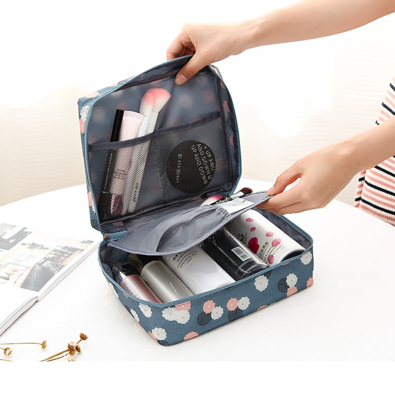 Large Capacity Portable Cosmetic Bag