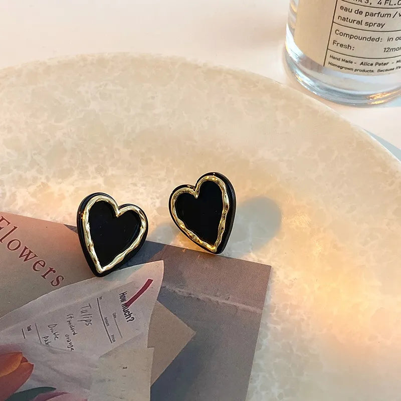 Luxurious Black Heart Stud Earrings