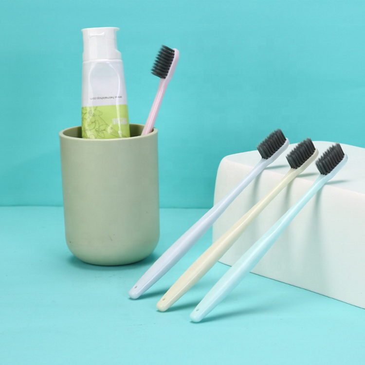 Pack Of 4 - Simple And Innovative For Men And Women With The Same Ecological Toothbrush