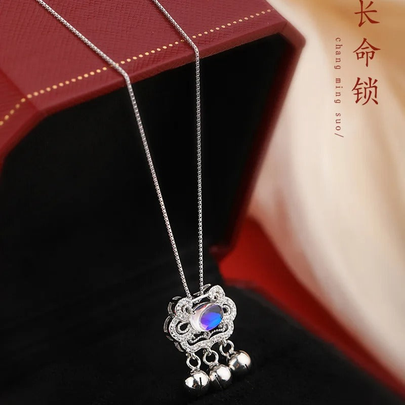 Beautiful Zircon Flower Pendant Necklaces