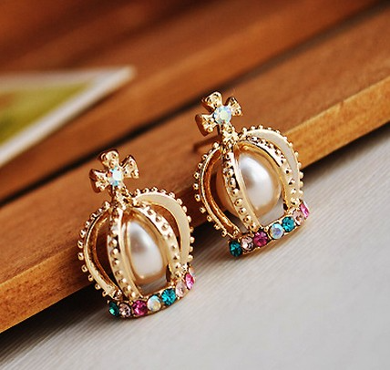 Colorful Mini Crown Shape Earrings